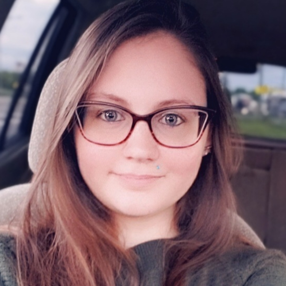 Meet your Posher, Amanda
